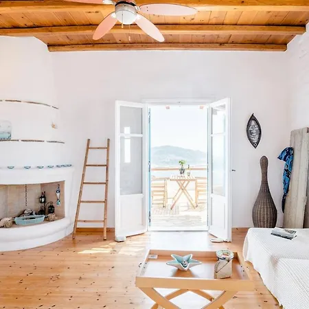 Antiparos Vibes